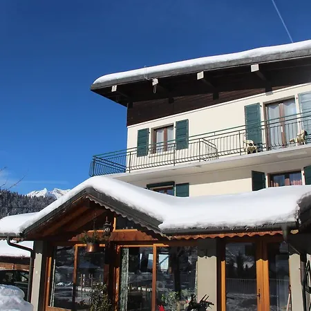 L'ours Blanc 2* Morzine