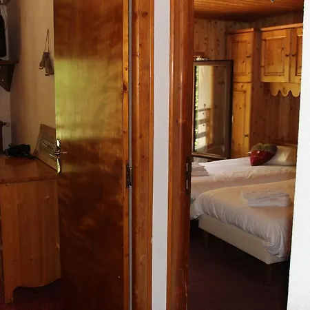 L'ours Blanc 2* Morzine