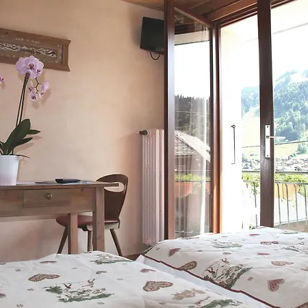 L'ours Blanc 2* Morzine